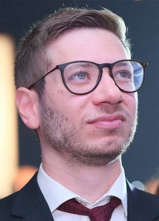 יאיר נתניהו שינה את שמו הרשמי ל"יונתן הון" — כך עולה ממסמכי רשות המיסים